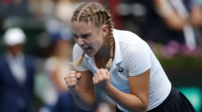 17 Easy Tennis Hairstyles for Your Next Match